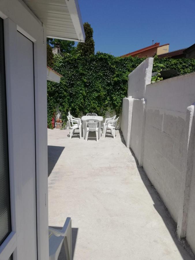 מלון Yraida'S House קונסטנצה מראה חיצוני תמונה
